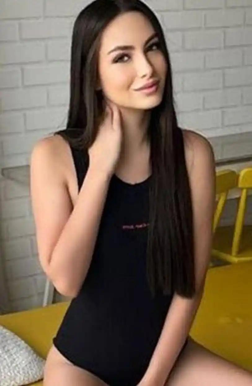 russian escorts delhi ksenija